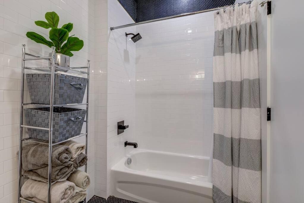 Apartament Luxury Designer Theme 2Br Apt Near Nyc / Thepath Newark Zewnętrze zdjęcie
